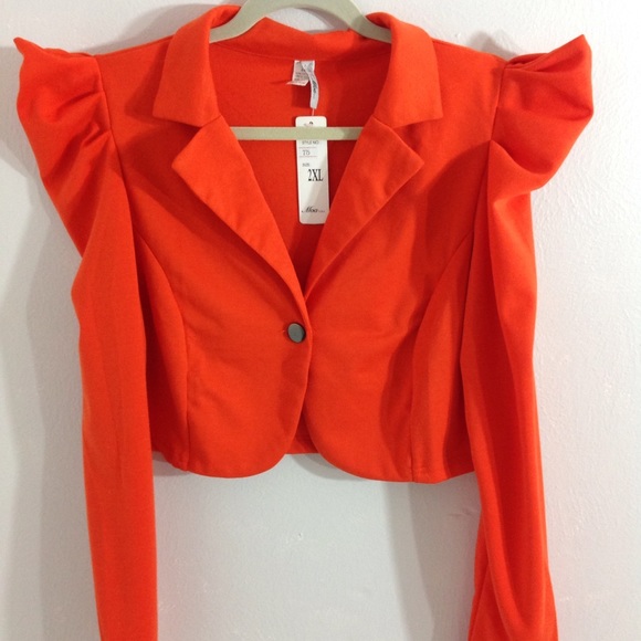 Jackets & Blazers - Cropped Jacket